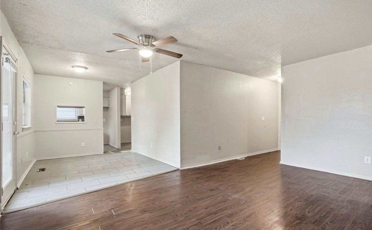 11502 E 37th St - Photo 4 of 10