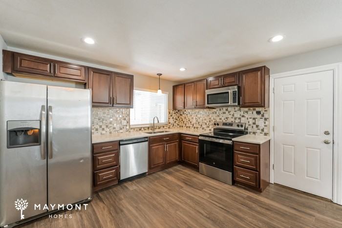 19617 E Bails Pl - Photo 7 of 15