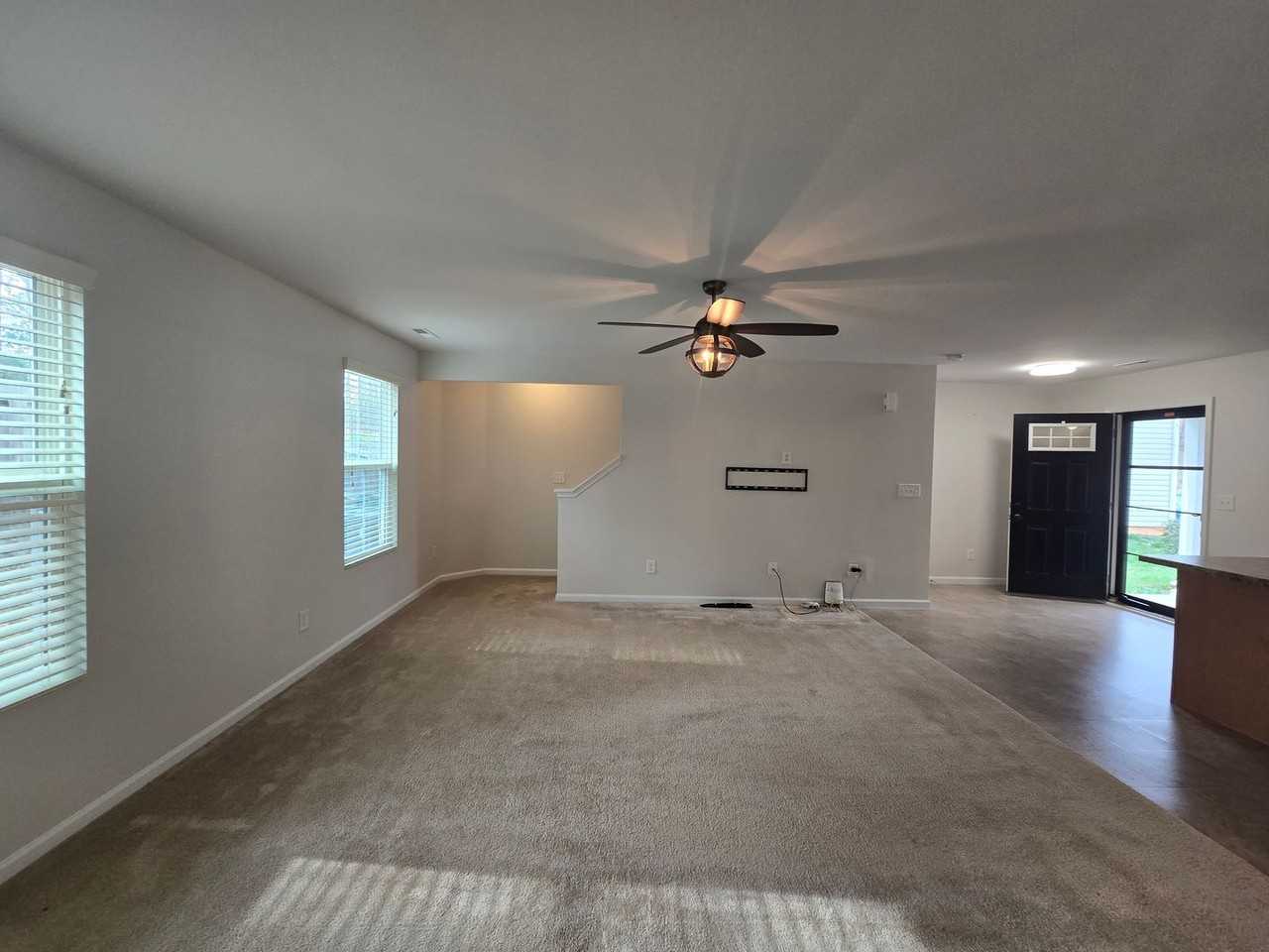 1626 Joseph Hewes Ct - Photo 6 of 18