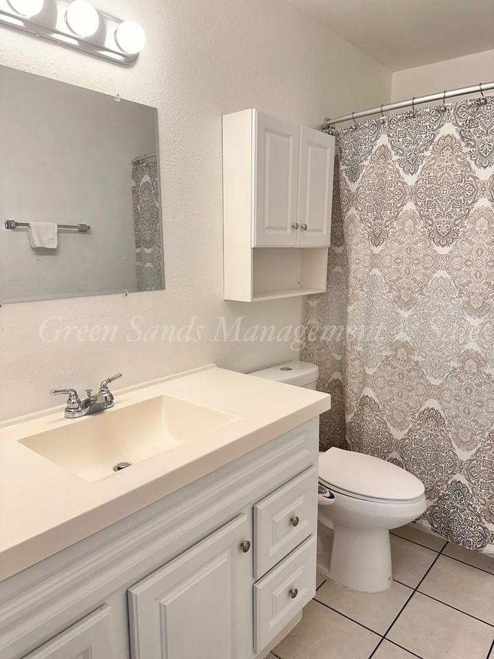 15-1957 11th Ave - Photo 6 of 14