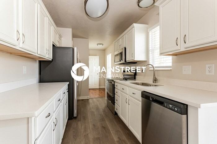 7517 Barnbrook Ln - Photo 7 of 18