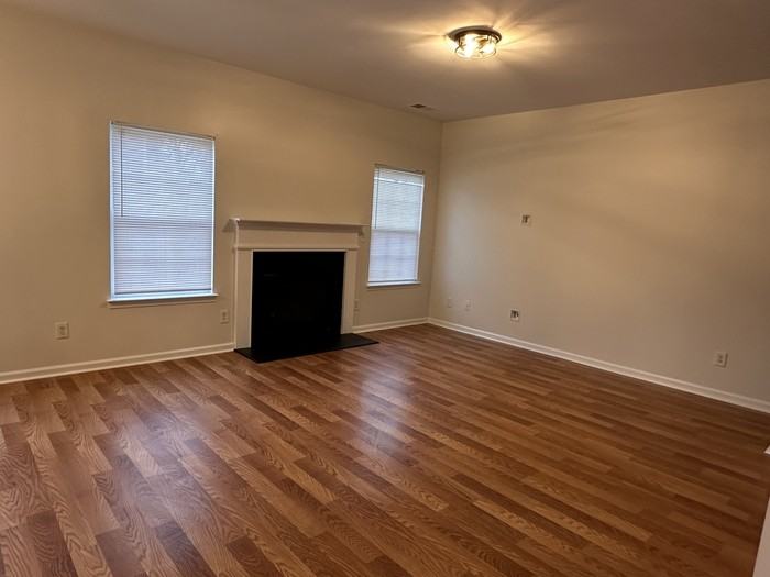 8442 Magnolia Springs Dr - Photo 4 of 11