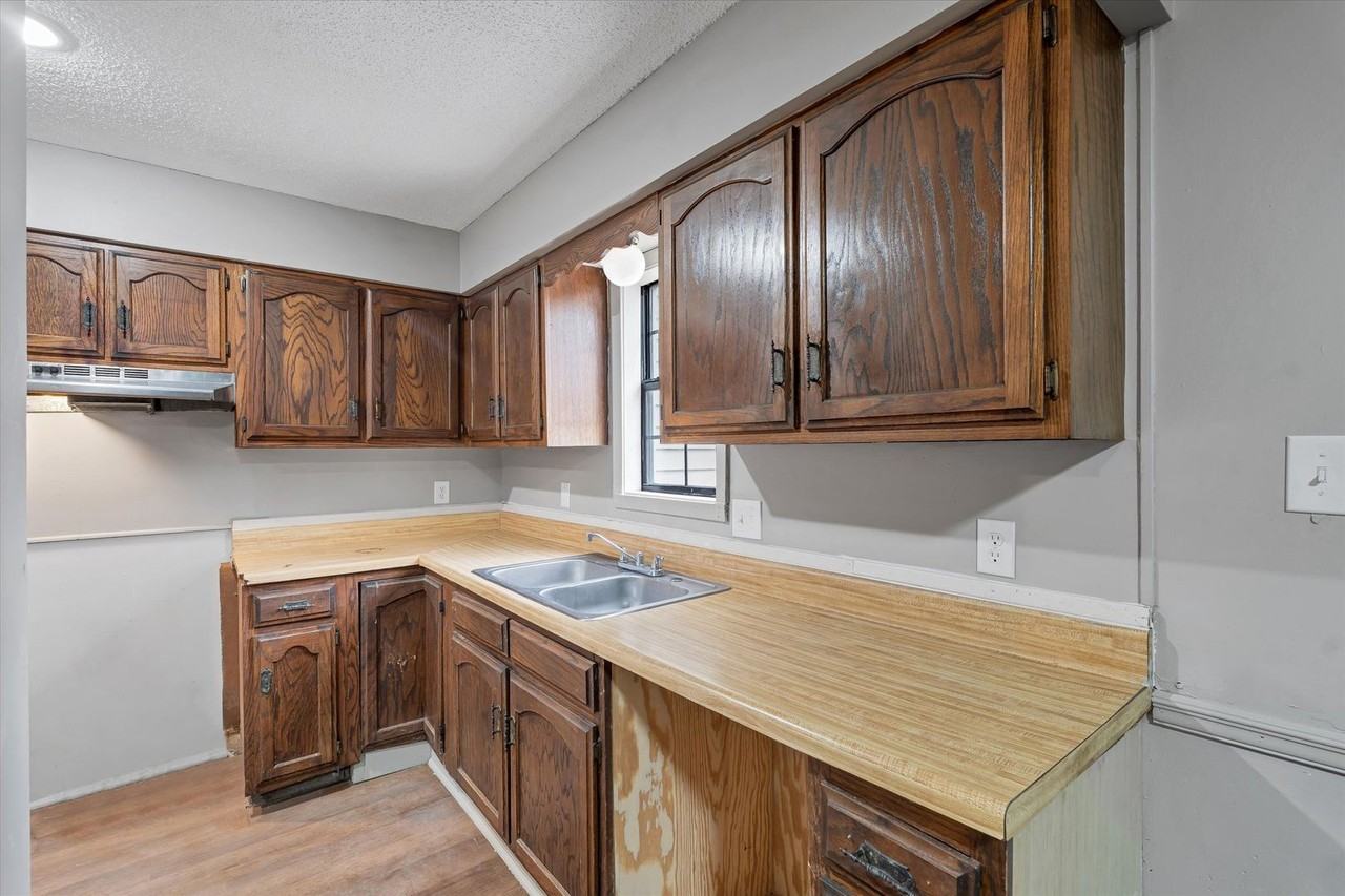 Cedar Heights Dr. - Photo 7 of 19