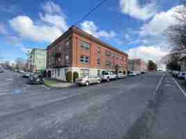 featured image of 1611 Se Belmont St