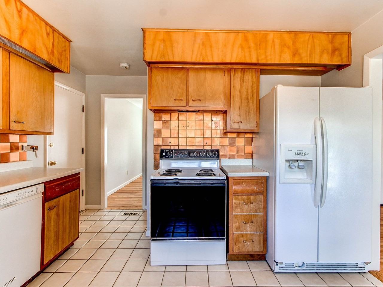 3975 W Floyd Ave - Photo 6 of 32