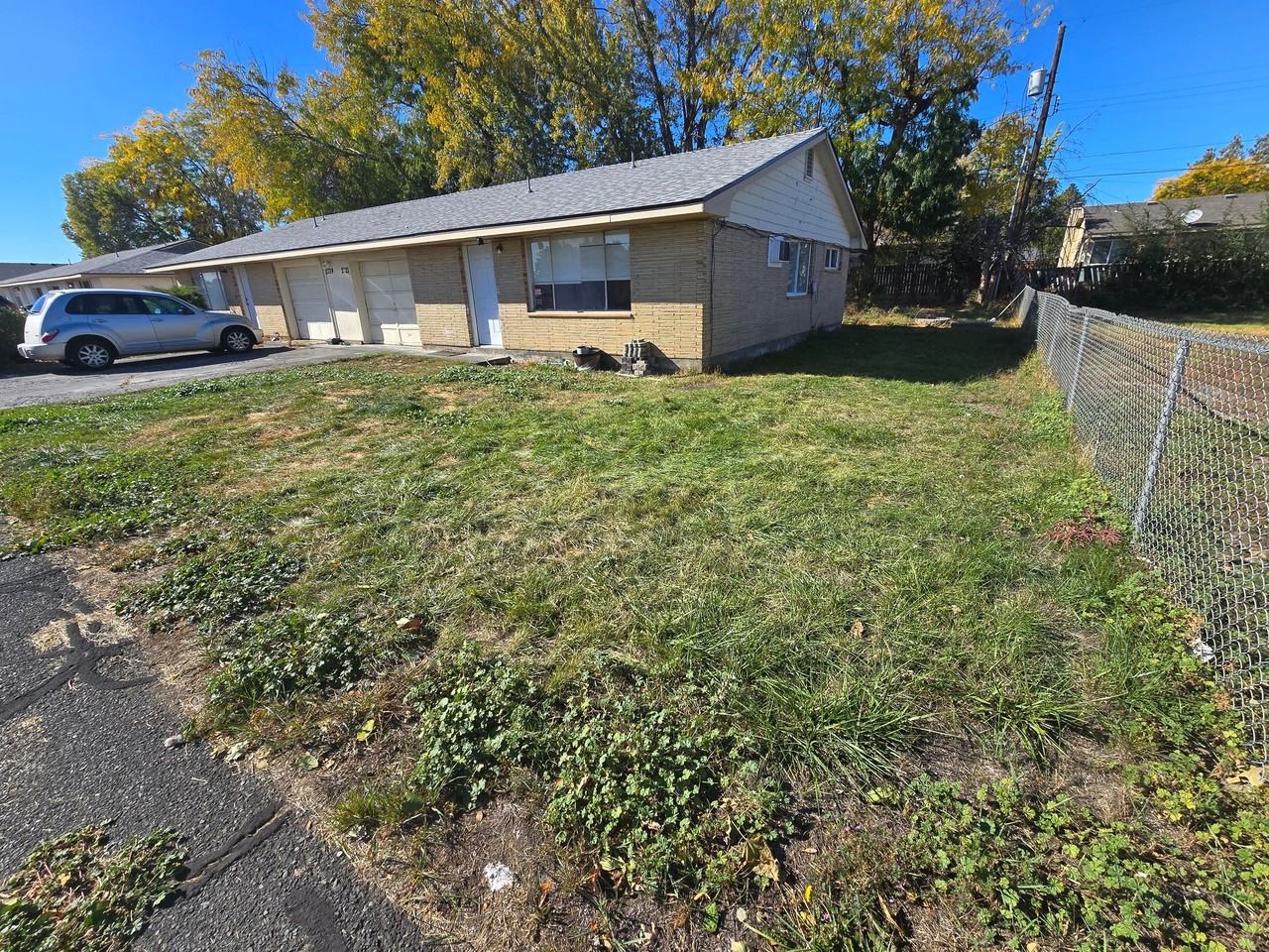 West Peninsula Duplex - Photo 2 of 3