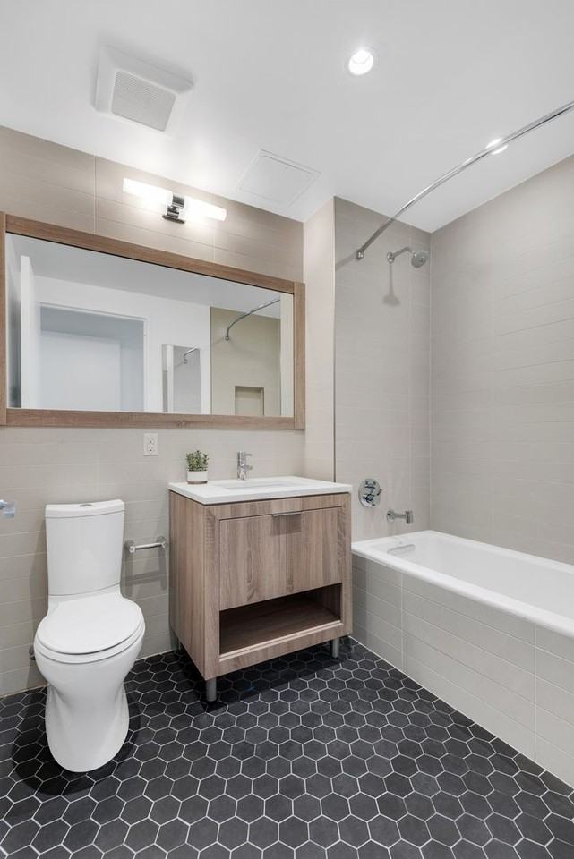 27 STREET LLC - Photo 5 of 34