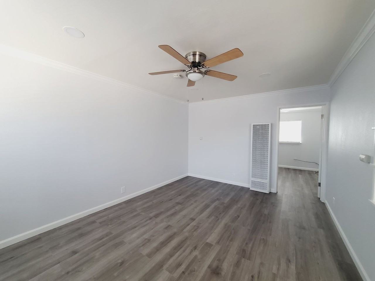 3126 Ashbrook Ct - Photo 3 of 14