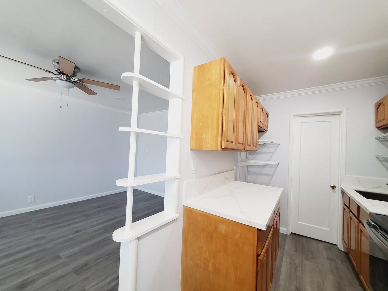 3126 Ashbrook Ct - Photo 7 of 14