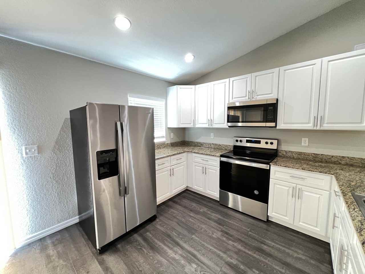 13670 Sw 43rd Cir - Photo 6 of 21