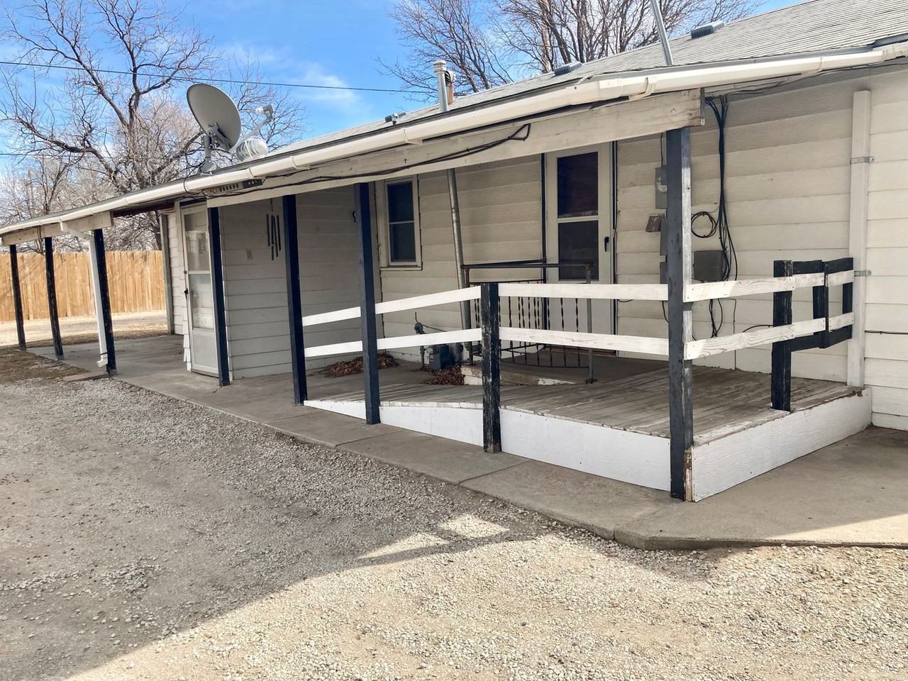 1506 W Mcartor Rd - Photo 7 of 8