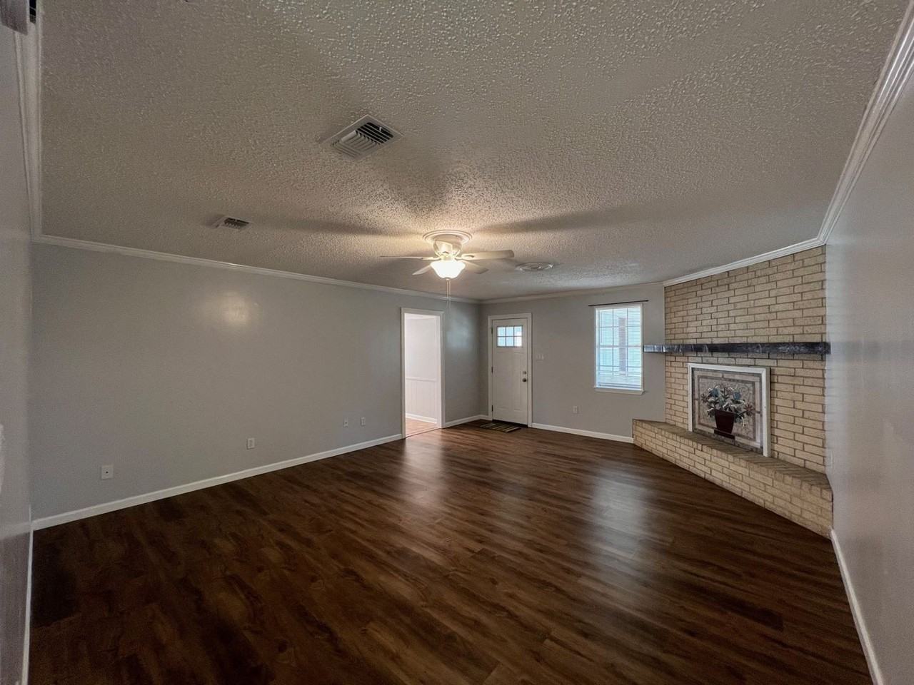 13085 Friendship Rd - Photo 3 of 15