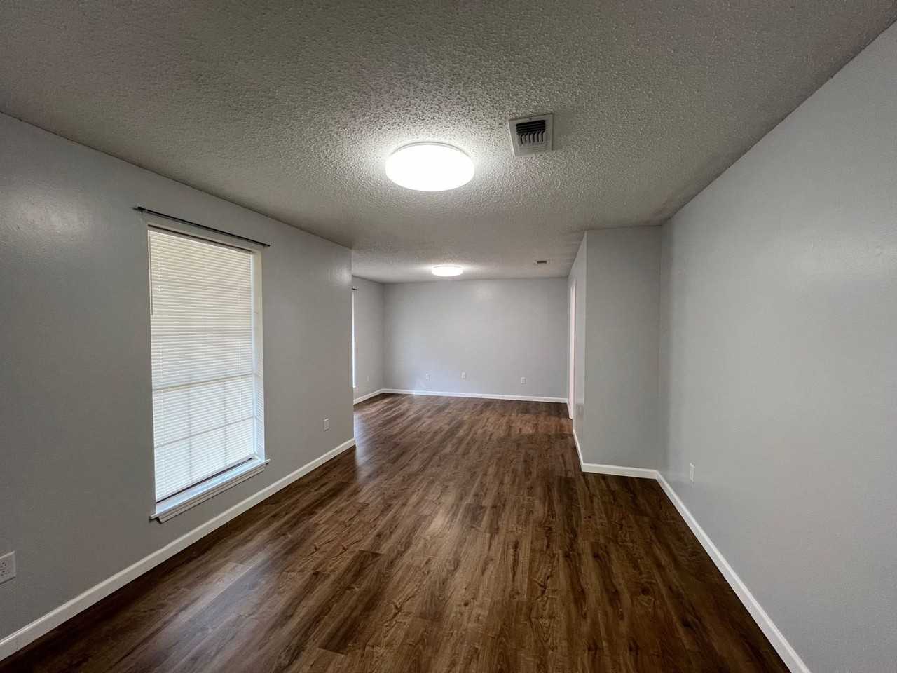 13085 Friendship Rd - Photo 4 of 15