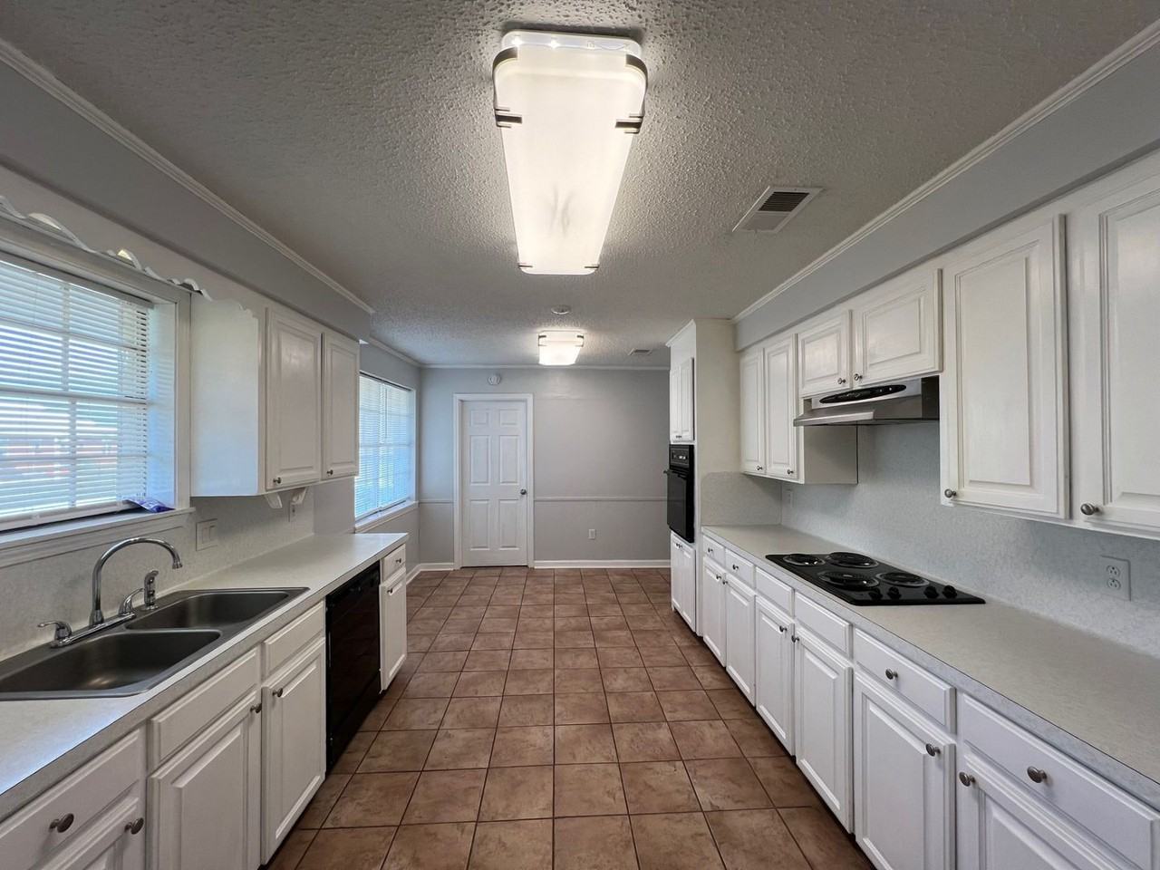 13085 Friendship Rd - Photo 6 of 15