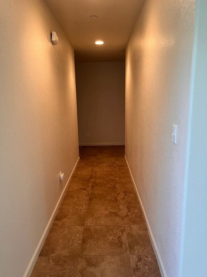 2578 Bell Port Ave - Photo 7 of 18