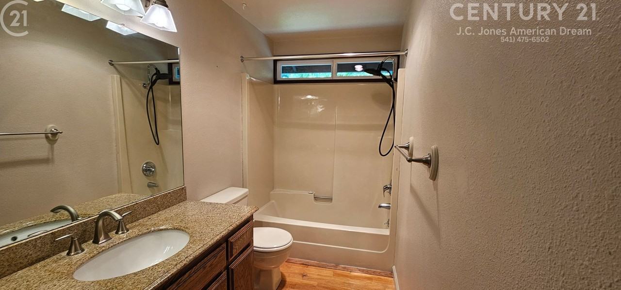 144 Belindy Cir - Photo 6 of 12