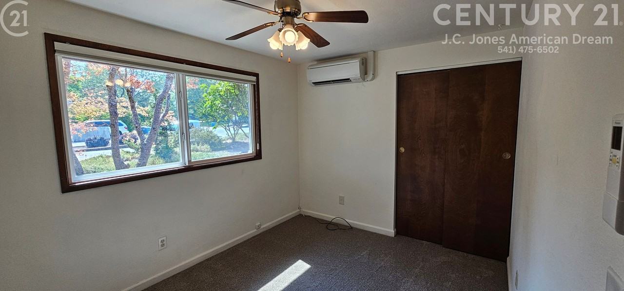 144 Belindy Cir - Photo 7 of 12