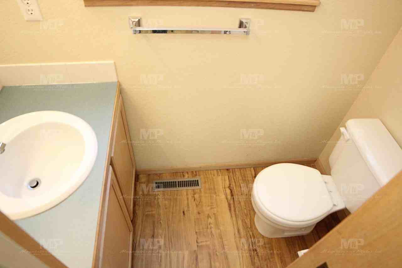 2036 Glenmoor Dr - Photo 5 of 16