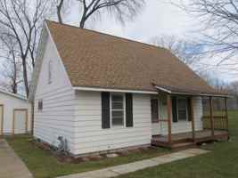 featured image of 1883 Field Ave