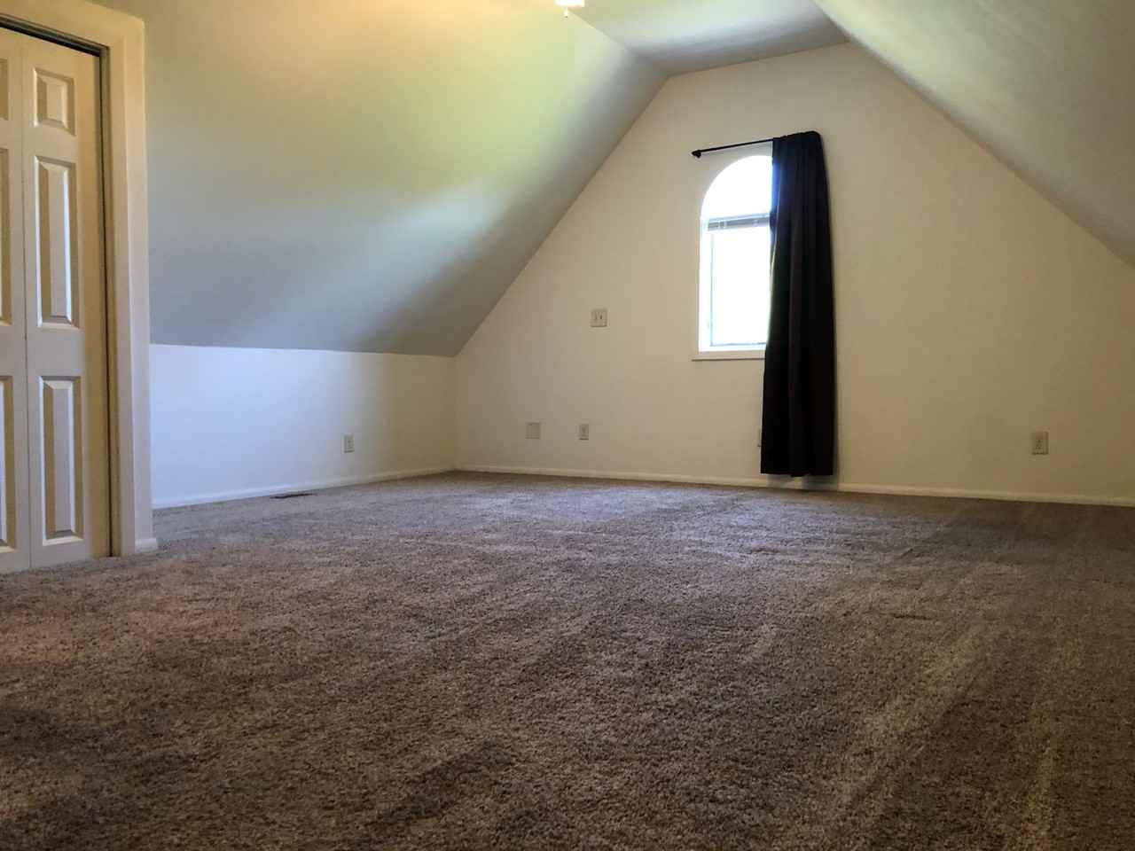 1883 Field Ave - Photo 2 of 18