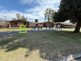 featured image of 828 Andy St