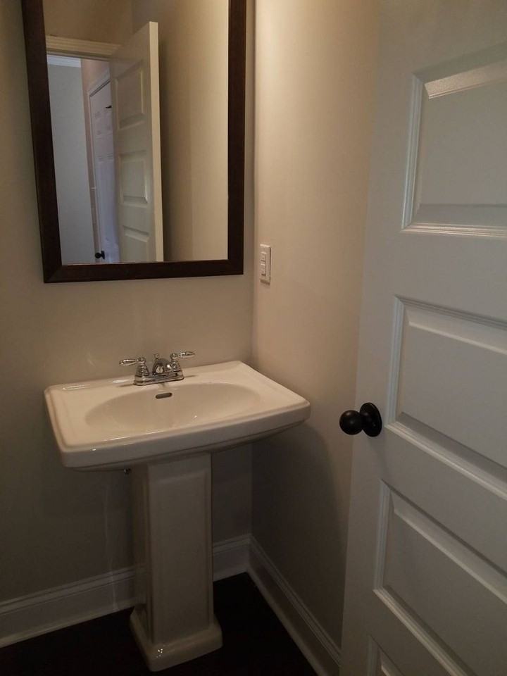 106 Hibiscus Ct - Photo 5 of 6