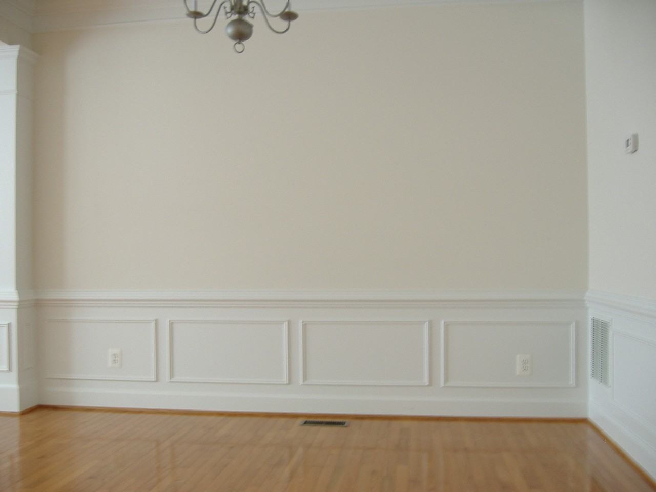 2463 Huntington Park Dr - Photo 3 of 12