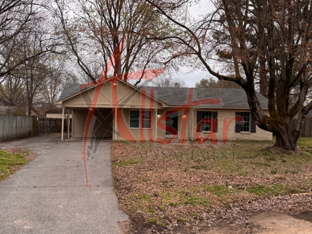 3035 Greenbriar Cv W