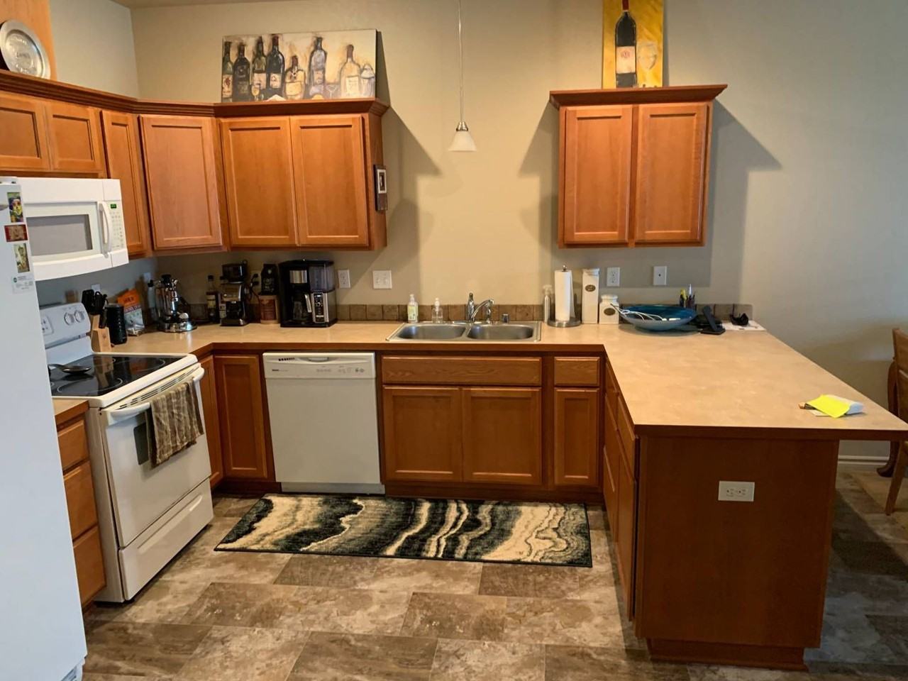 9406 Majestia Ln - Photo 3 of 7