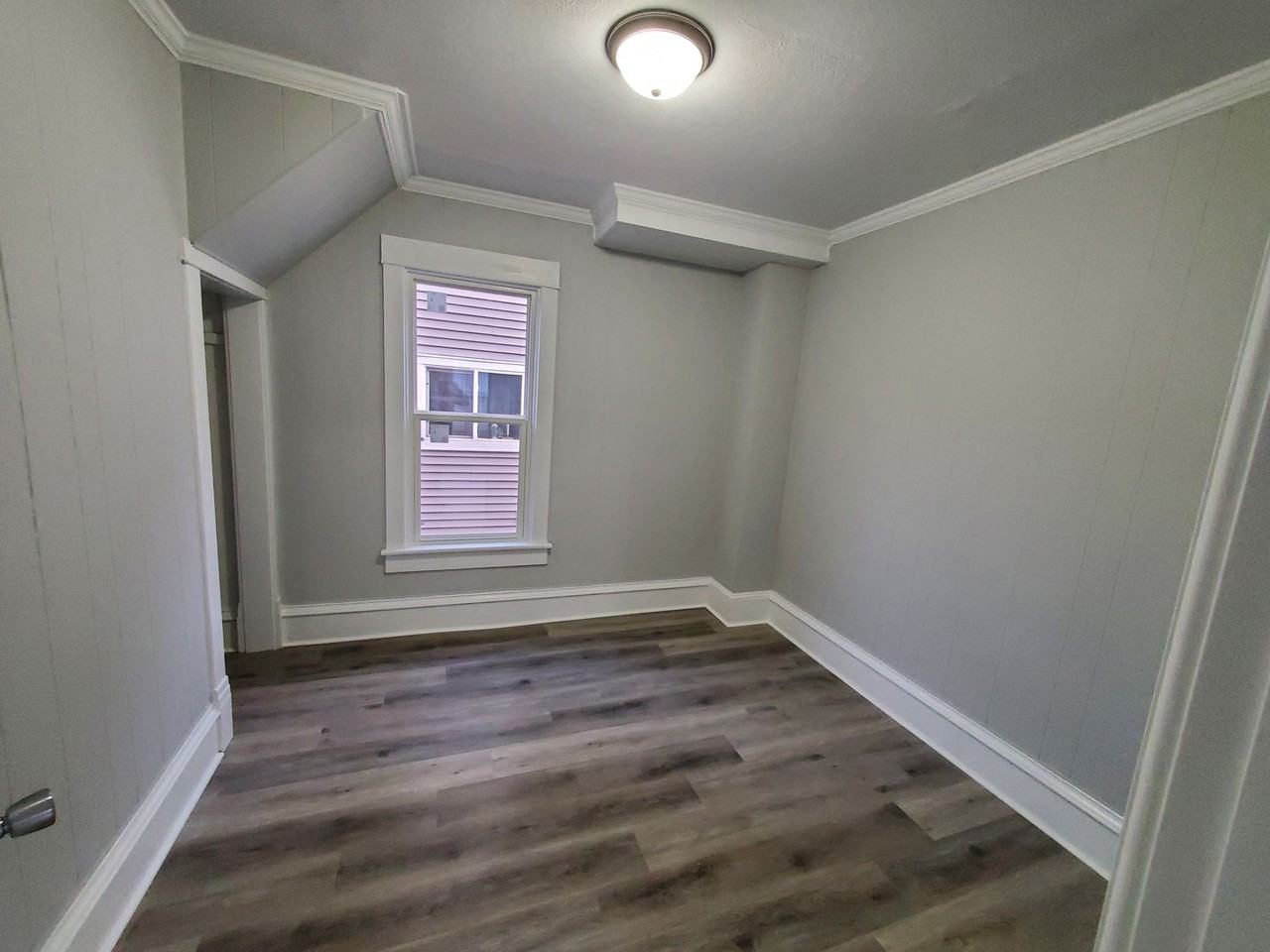 164 N Lincoln Ave - Photo 4 of 16