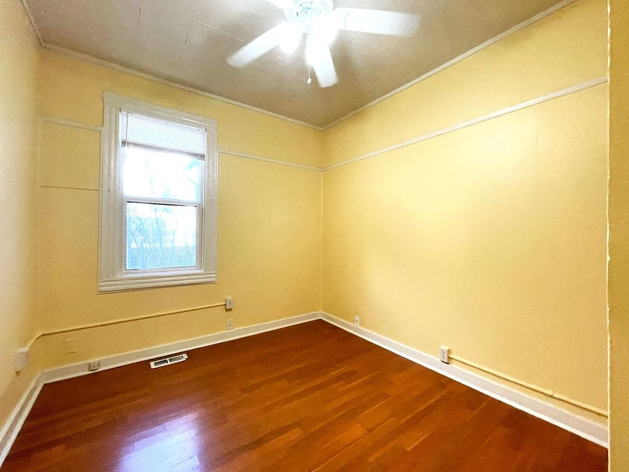 22 N Failing St - Photo 6 of 8