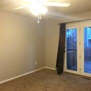 2750 Bradford Sq - Photo 3 of 18