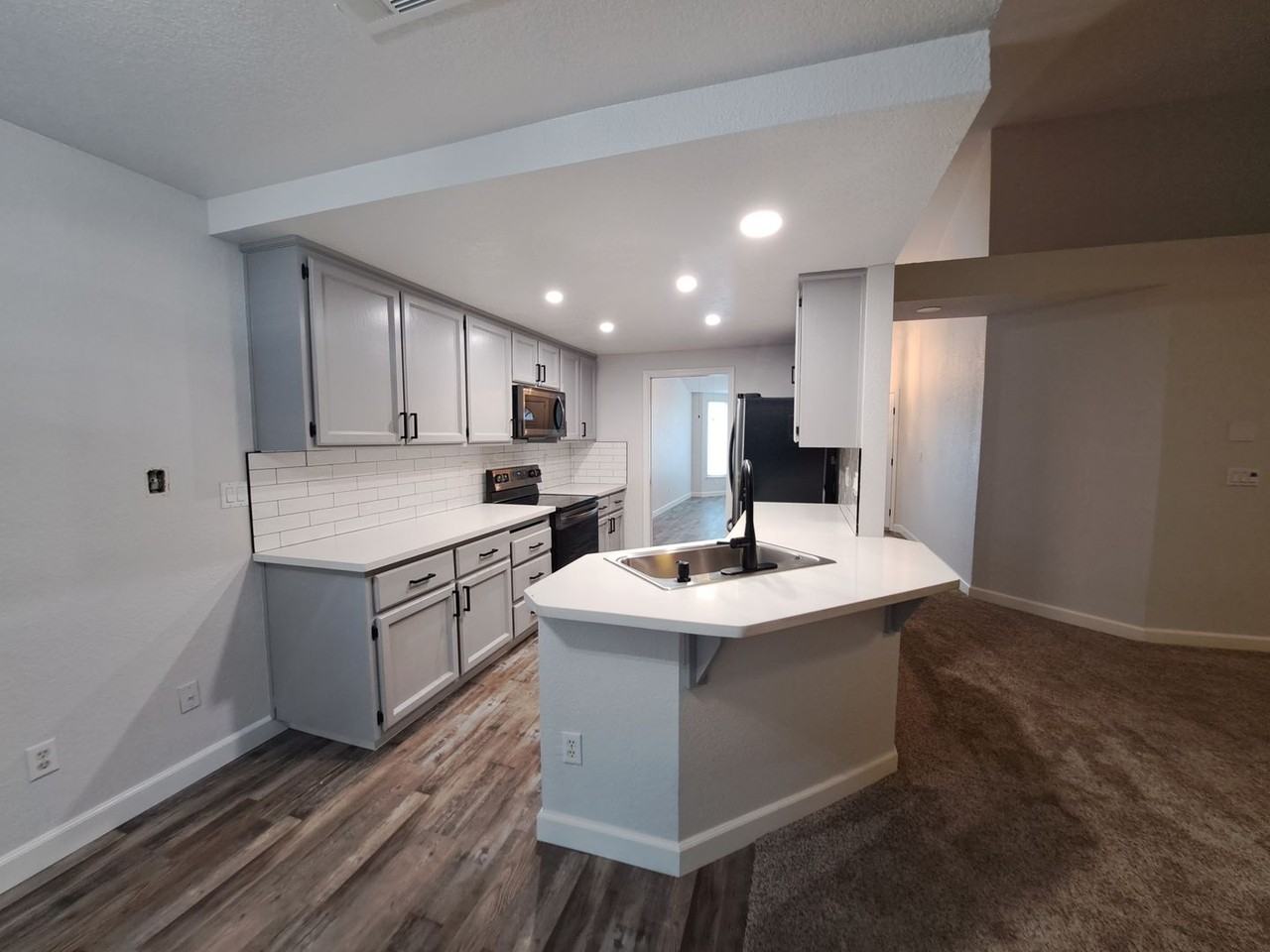 357 Shannon Dr - Photo 7 of 36