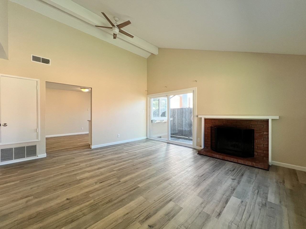 4412 Moffitt Dr - Photo 6 of 26