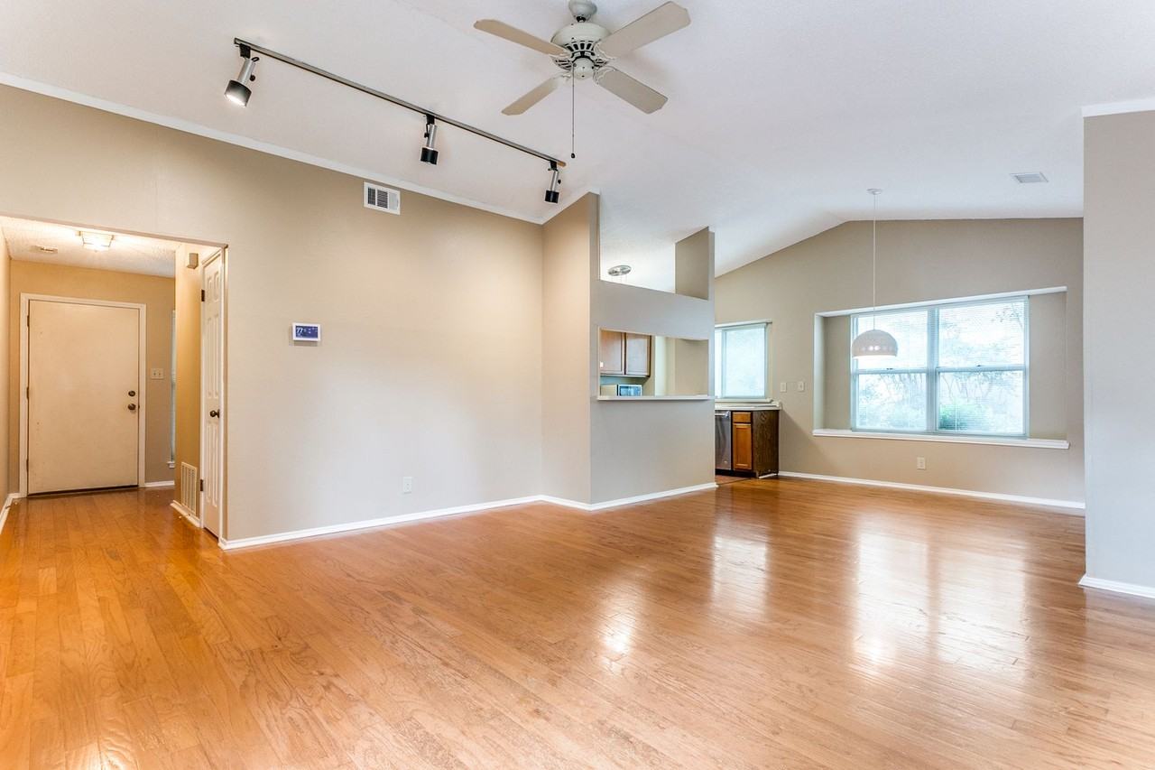 12107 Magnolia Blossom - Photo 7 of 25