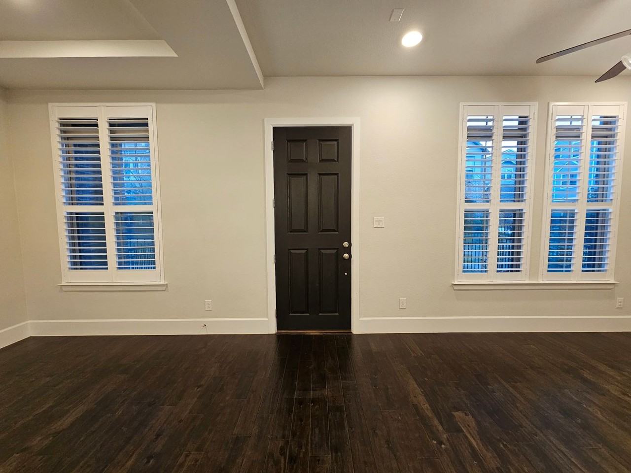 1139 Manacor Ln - Photo 3 of 43
