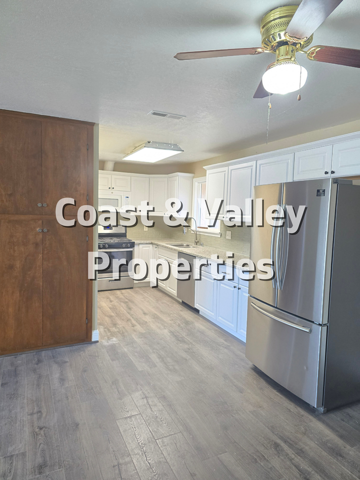 319 Maple Avenue, Greenfield, CA 93927 - Photo 3 of 15