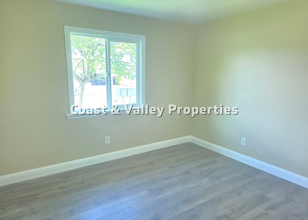 319 Maple Avenue, Greenfield, CA 93927 - Photo 7 of 15