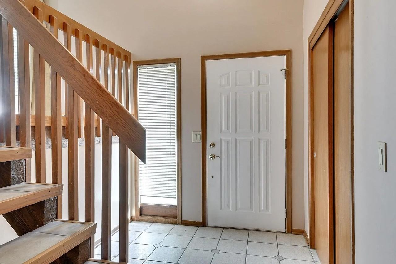 2219 N 127th Cir - Photo 3 of 32