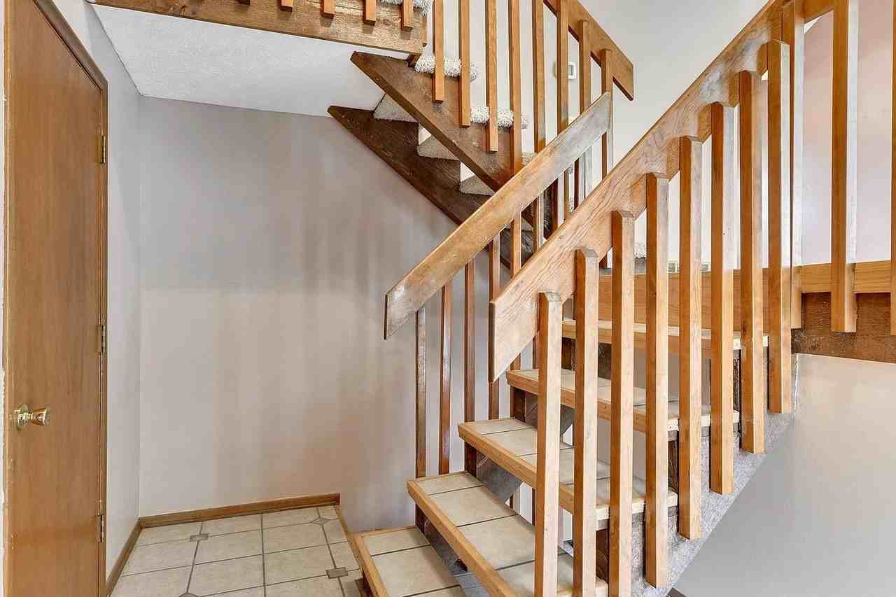 2219 N 127th Cir - Photo 4 of 32