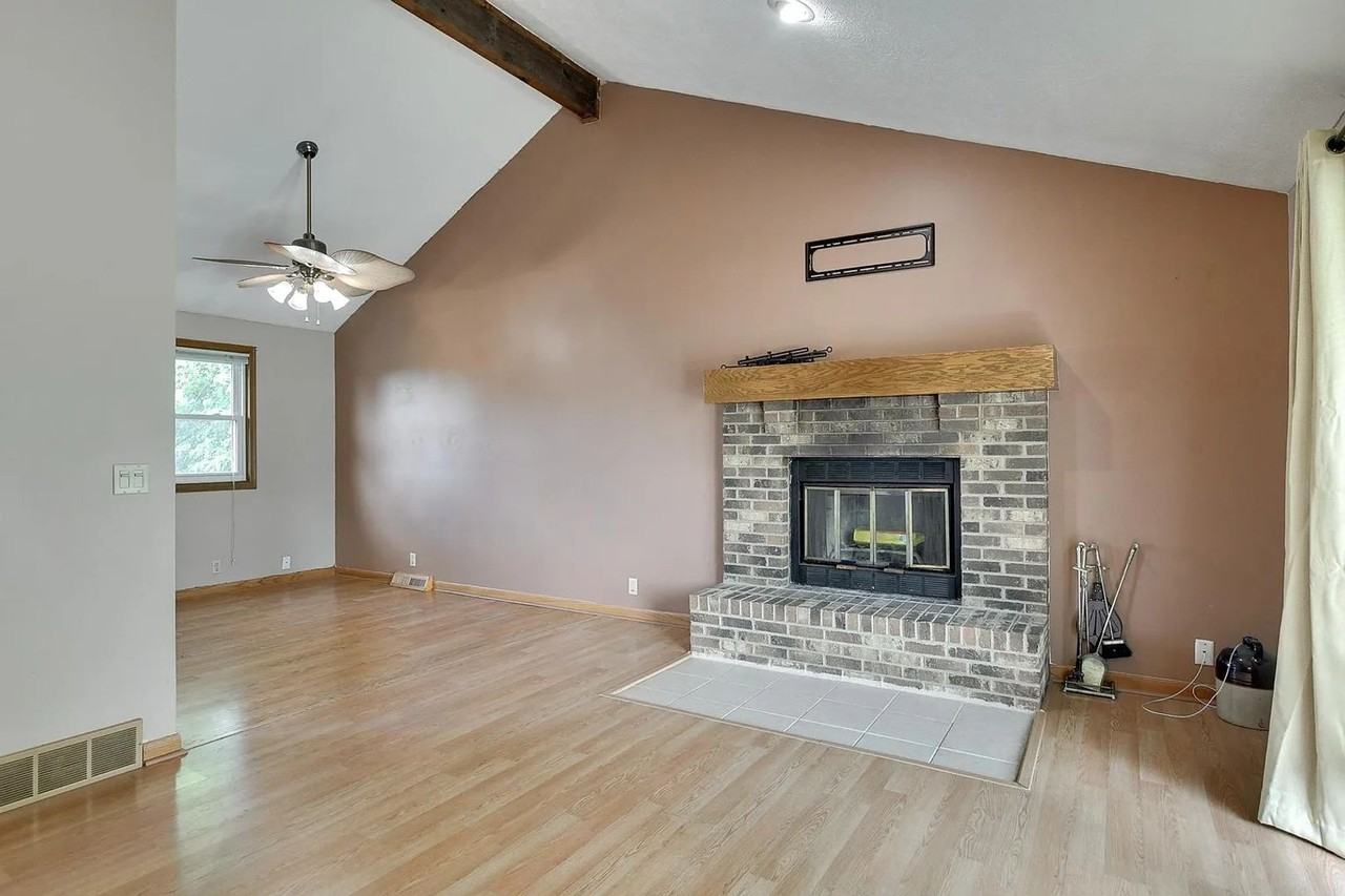 2219 N 127th Cir - Photo 7 of 32