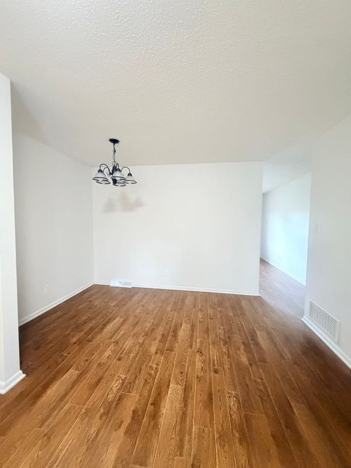 11622 S Williamsburg Dr - Photo 4 of 20