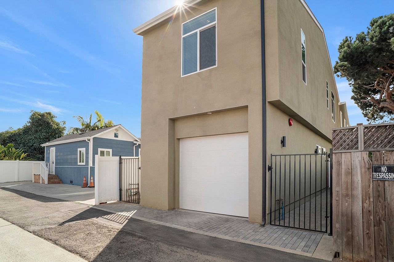 Roosevelt St. - Photo 2 of 2