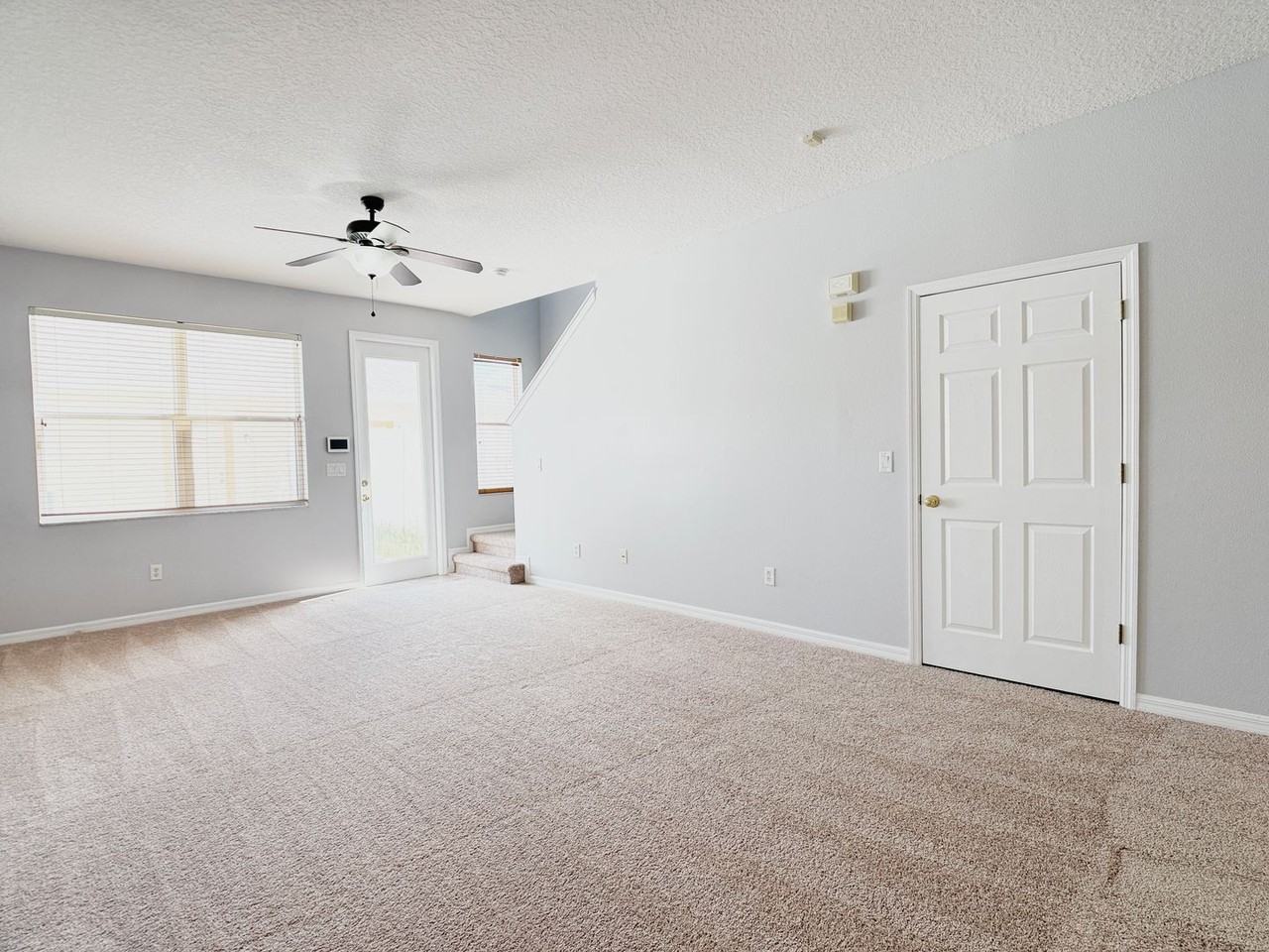 6919 Pasturelands Pl - Photo 7 of 22