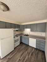 featured image of 2124 Arthur St #6