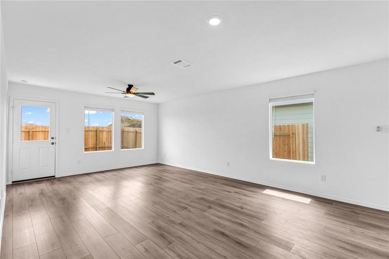 516 Rancho Del Cielo Loop - Photo 6 of 33