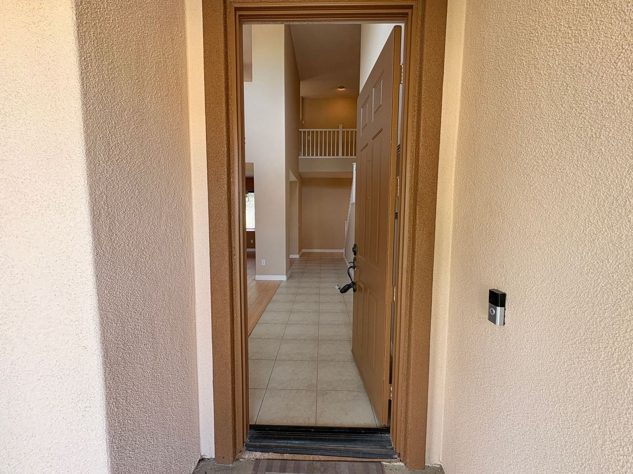 1456 Pinewood Dr - Photo 3 of 50