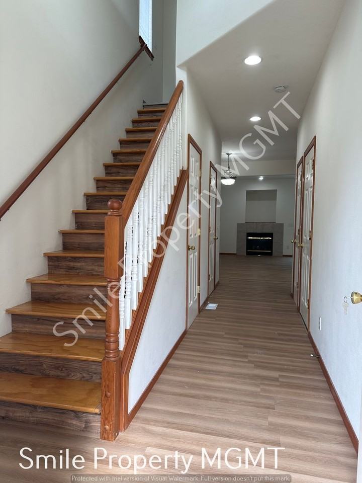 11633 Se Morrison St - Photo 2 of 17