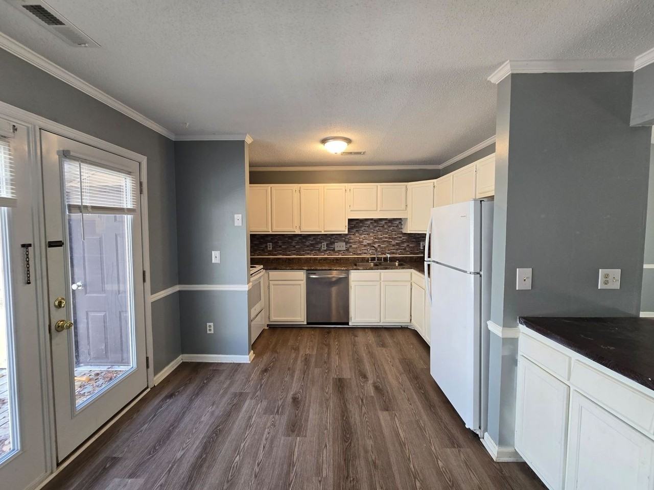 134 Homeplace Ct - Photo 3 of 20