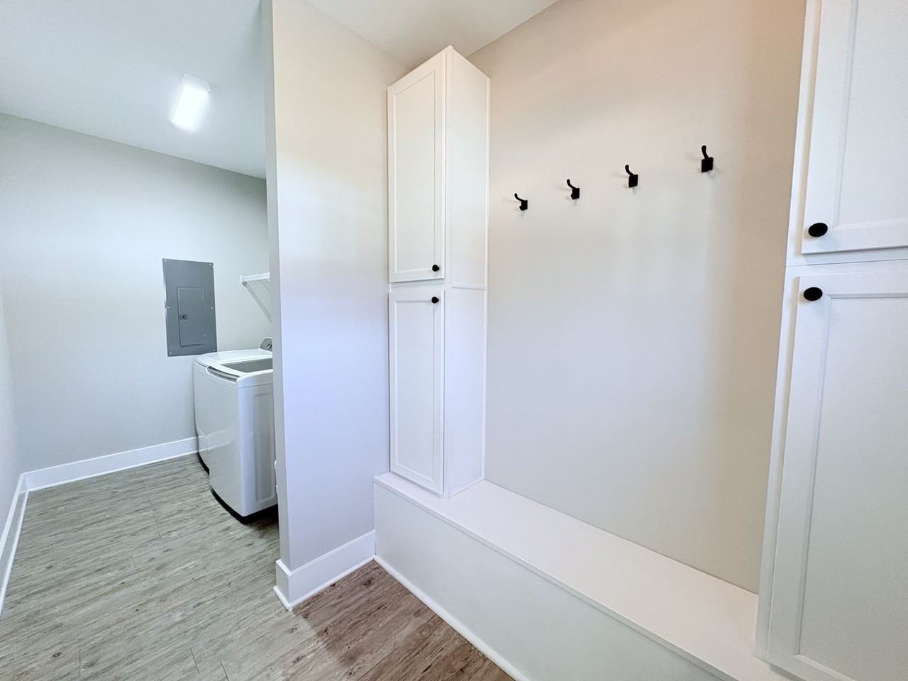 419 Eaton St - Photo 4 of 19